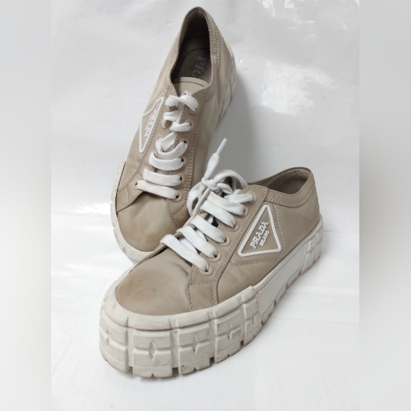Prada 2022 Double Wheel Nylon Gabardine Sneakers in Desert Beige sz 39.5 - Picture 4 of 16